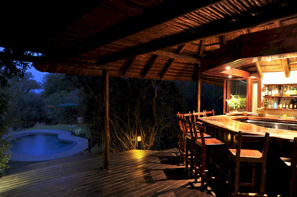 Waterbuck Game Lodge Riserva di Caccia Thornybush Esterno foto