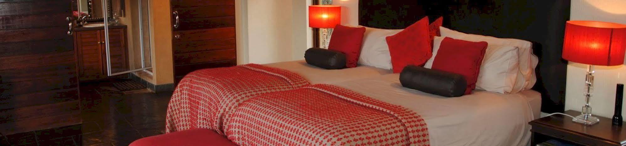 Waterbuck Game Lodge Riserva di Caccia Thornybush Esterno foto